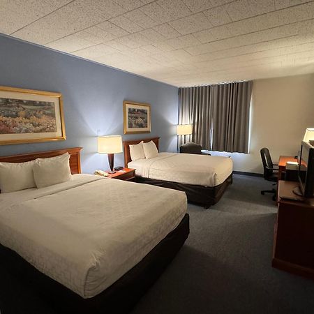 Clarion Inn Frederick Event Center Экстерьер фото