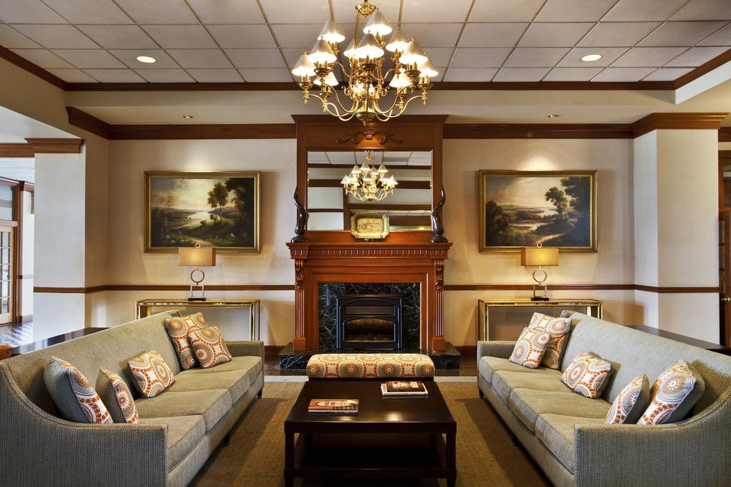 Clarion Inn Frederick Event Center Экстерьер фото