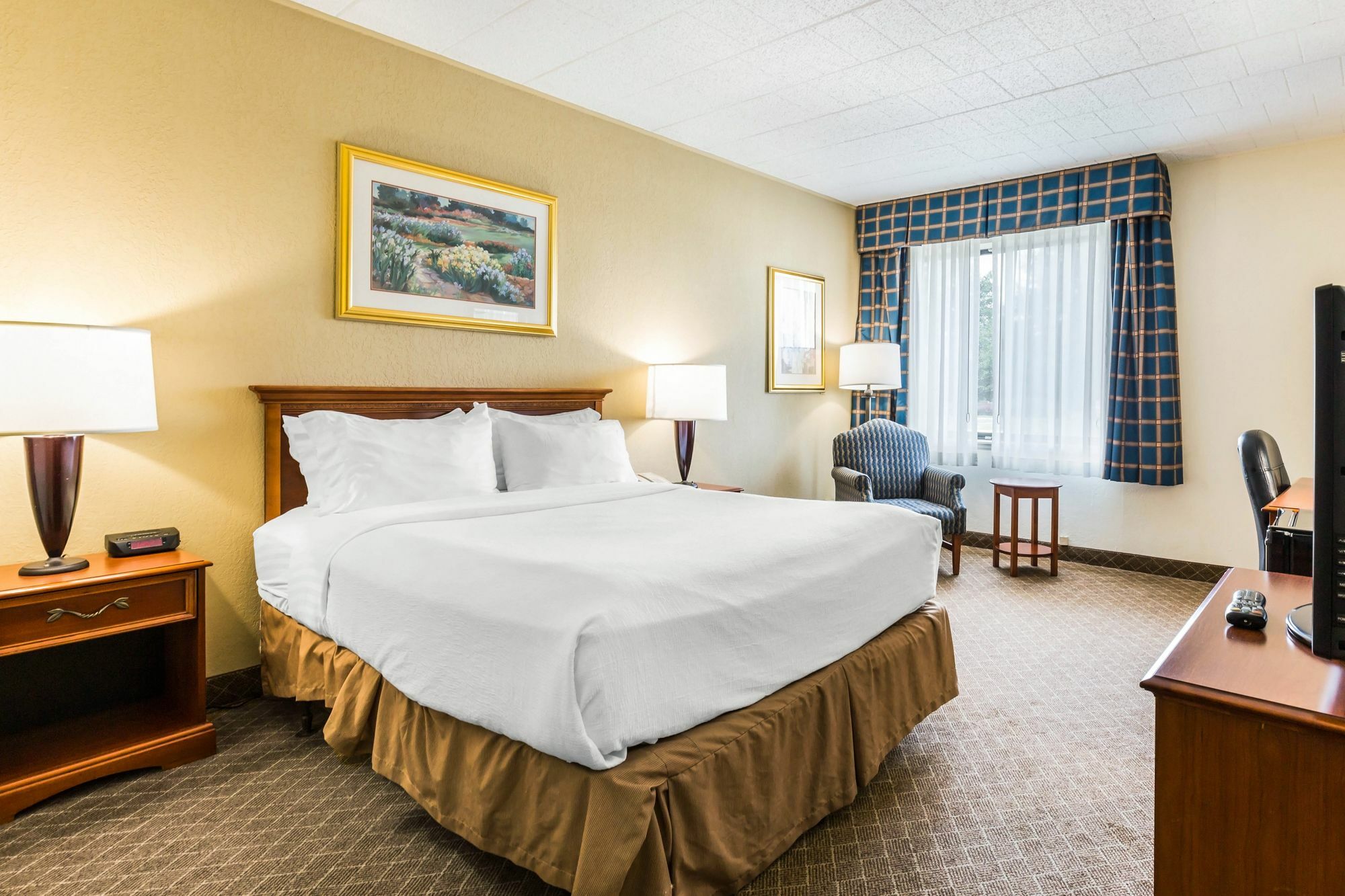 Clarion Inn Frederick Event Center Экстерьер фото