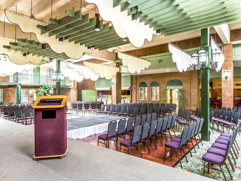 Clarion Inn Frederick Event Center Экстерьер фото